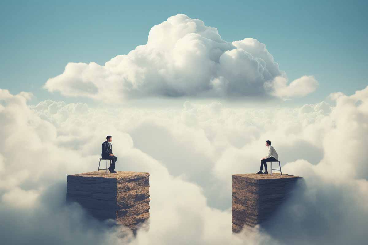 IT Career Pathways: AWS Cloud Practitioner vs Solutions Architect Training Courses AWS Cloud Practitioner vs Solutions Architect